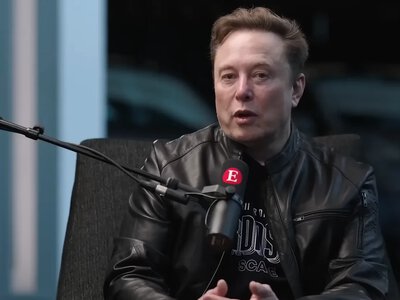 Musk called the complete withdrawal of Russian troops from Ukraine unrealistic