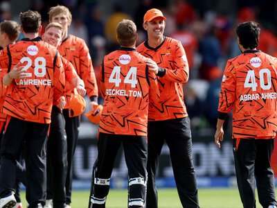 The Hundred: Mitchell Marsh and Dan Lawrence set SunRisers Leeds on course for five-run win over Southern Brave