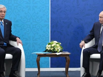 Kazakh President Tokayev tells Putin he sees no justification for war against Ukraine, urges an end to it