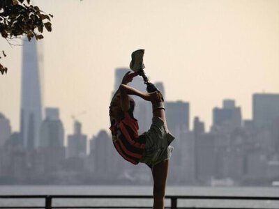 Ten-year-old Ukrainian gymnast Oleksandra Paskal performs in Times Square to remind world of children in war