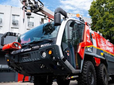 Luxembourg gives Ukrainian rescuers modern airfield fire engine