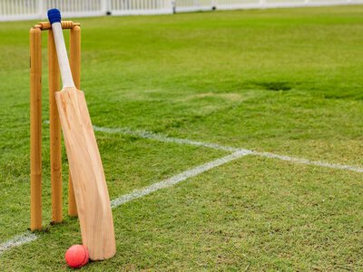 Amateur cricket team under investigation after fielder accused of cheating by clicking fingers to trick umpires 