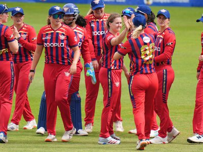 The Hundred: Smriti Mandhana magic fires Manchester Super Giants to victory over SunRisers Leeds at Headingley