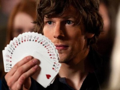Actor Jesse Eisenberg visits Ukraine and joins psychological support efforts for children in Lviv region