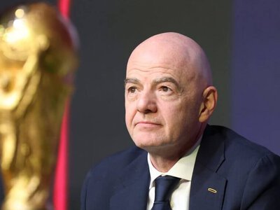 Gianni Infantino: FIFA president arrives at Icarus moment as plans to sell off World Cup stake unravel 