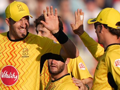 The Hundred: Trent Rockets blast past Manchester Super Giants to top of standings in men's competition