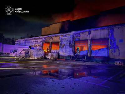 Russian attack took the life of a 22-year-old patrol officer in Kyiv, a massive fire in a logistics center in the region