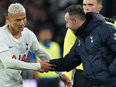 Chelsea 1-2 Tottenham: Richarlison scores injury-time winner in Sydney friendly as 10-man Spurs win again despite Kevin Danso red card