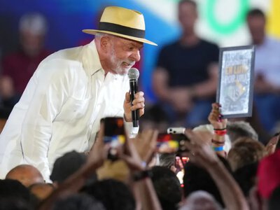 The United States revoked the visa of Brazil's ambassador amid a diplomatic dispute with Lula's government