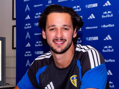 Leeds United transfer news: James Trafford agrees deal for club-record move from Man City