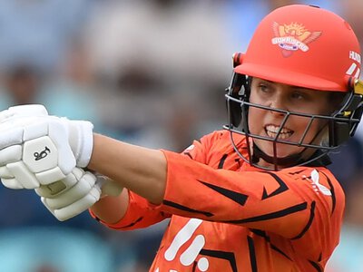 The Hundred: Phoebe Litchfield scores fastest 50 in women's competition history as SunRisers Leeds eliminate Birmingham Phoenix