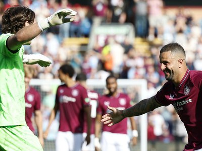 Carabao Cup: Burnley edge win on penalties, West Ham, Norwich & Watford through