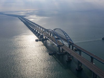 Russia No Longer Fully Controls Kerch Bridge