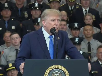 Trump asks the U.S. Supreme Court to allow construction of the White House ballroom to continue