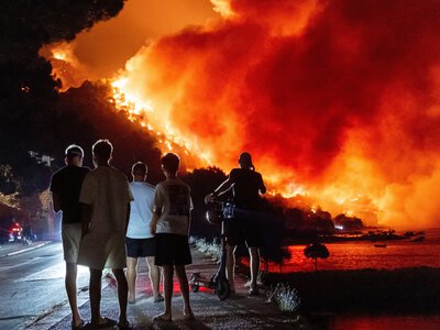 Nearly 500 people detained in France over suspected arson