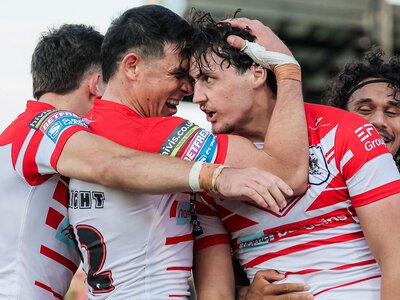 Super League: St Helens keep slim play-off hopes alive after stirring second half earns 46-16 win over Wakefield Trinity