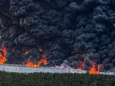 Ukrainian FP-1 Drones Hit Wildberries’ Largest Logistics Center