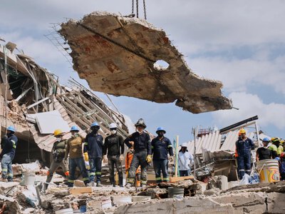 Colombia’s president asked Trump to suspend tariffs after a devastating earthquake