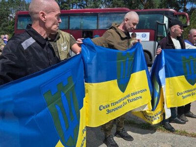 Ukraine brings back 103 service members in new prisoner exchange