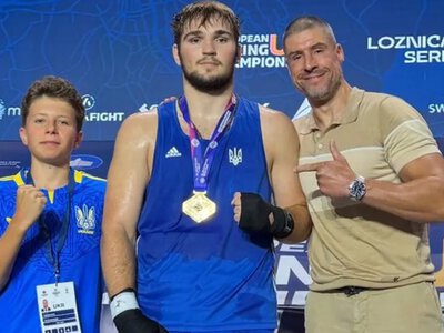 Ukrainian boxer Khomenko wins U19 European Championship gold after beating Russian in final