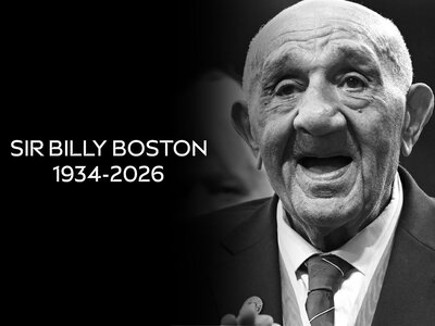 Sir Billy Boston: Trailblazing rugby league player dies aged 92