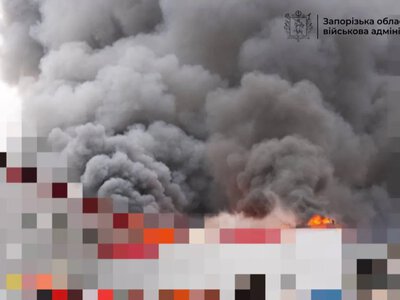 Russia attacked an enterprise in Zaporizhzhia, sparking a fire