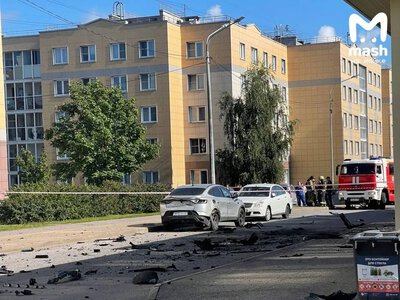 In St. Petersburg, Russia, an explosion involving a car carrying a Russian military serviceman has been reported
