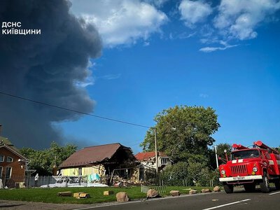 The aftermath of the Russian attack is being dealt with at 9 locations in the Kyiv region — the State Emergency Service showed footage