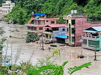 In Nepal and China, the number of people missing due to floods has risen to 1,450