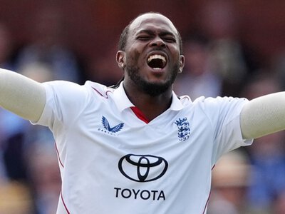 Jofra Archer: England's 'box-office' fast bowler touches 94 mph in blistering spell against Pakistan at Lord's