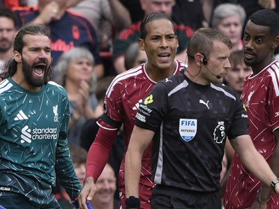 Liverpool: Andoni Iraola says fourth official's electronic board issue delayed subs ahead of Nottingham Forest being awarded penalty