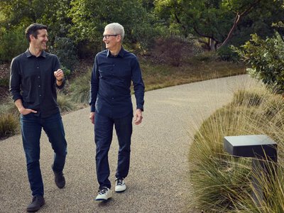 Tim Cook is stepping down as Apple CEO: what has changed over 15 years and who will replace him