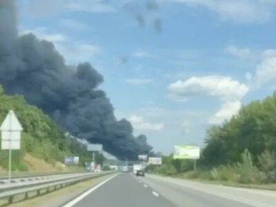The Aurora distribution center near the capital was attacked by russia; smoke can be smelled in Kyiv