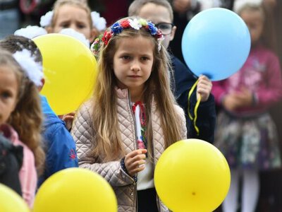3 million schoolchildren start new academic year in Ukraine, including about 240,000 first-graders