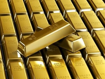 Gold fell by more than 3.5% over two sessions, with the market pricing in a probability of more than 60% of a Fed rate hike