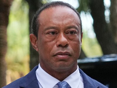 Tiger Woods enters plea agreement to reckless driving charge and issued five-year driving suspension in Florida court