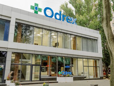 The court examines evidence in the case of medical negligence by Odrex doctors