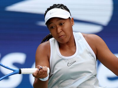 US Open: Naomi Osaka overcomes serving struggles to beat Katerina Siniakova and clinch spot in third round