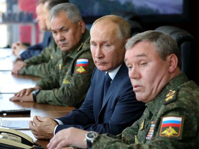 NATO warns that Europe may not withstand a prolonged war with the Russian Federation - The Guardian