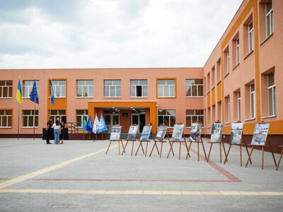 Rebuilding Ukraine: Kyiv region restores lyceum destroyed during occupation into modern inclusive school space
