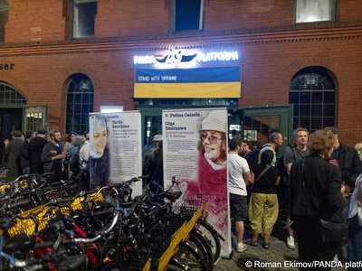 In Berlin, an attempt was made to burn and tear down a banner in support of Ukraine