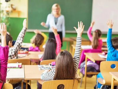When is it really worth changing a child’s school, and how can this transition be made without unnecessary stress?
