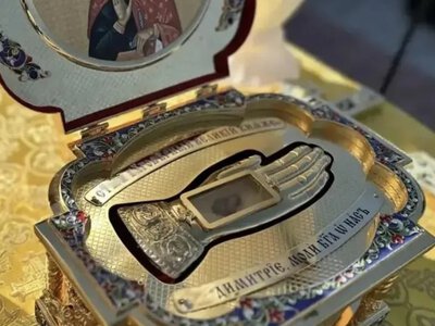 The Russian Orthodox Church transported the relics of Dmitry Donskoy to the front in order to help achieve victory over the enemy