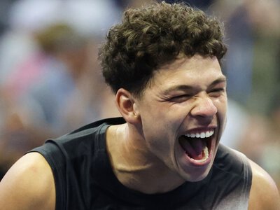 US Open: Ben Shelton beats Carlos Alcaraz in five-set thriller in latest-ever finish to US Open match at 3.33am
