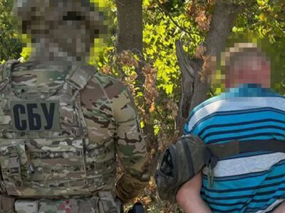 In Kropyvnytskyi, the SBU detained an FSB agent carrying two knives
