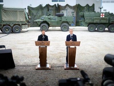 Canada is training Ukrainian pilots for Western fighter jets: Zelenskyy named the number