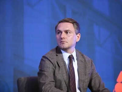 I am currently on a foreign business trip: Kravchenko confirmed his departure from Ukraine