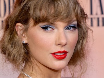 What's Up With Taylor Swift's New Rose Lipstick?