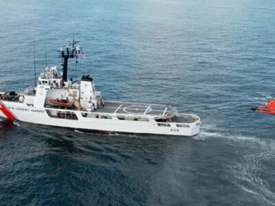 In the United States, the military and the FBI boarded an oil tanker following suspicions of a foreign cyberattack