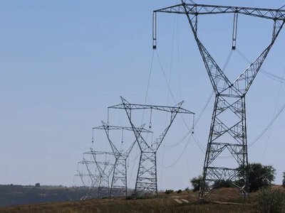 Russian attacks caused power outages in six regions of Ukraine